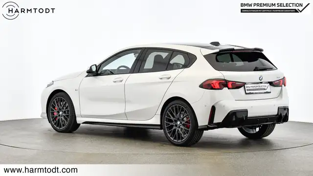 BMW 1 Series view 5