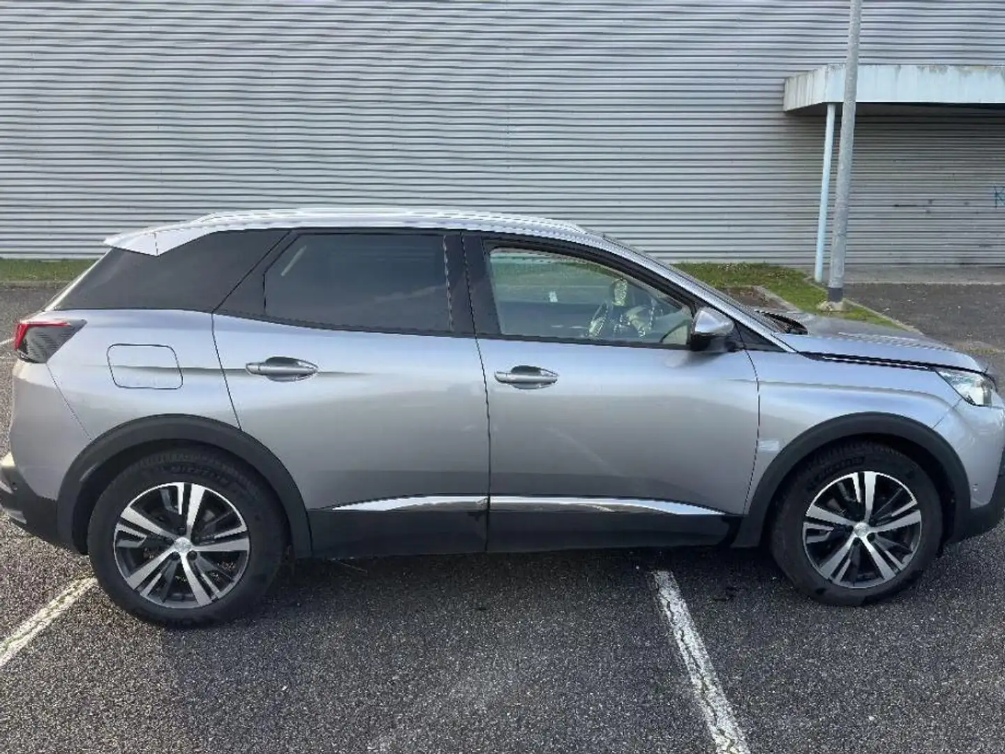 Peugeot 3008 3008 BlueHDi 130ch S Gris - 2