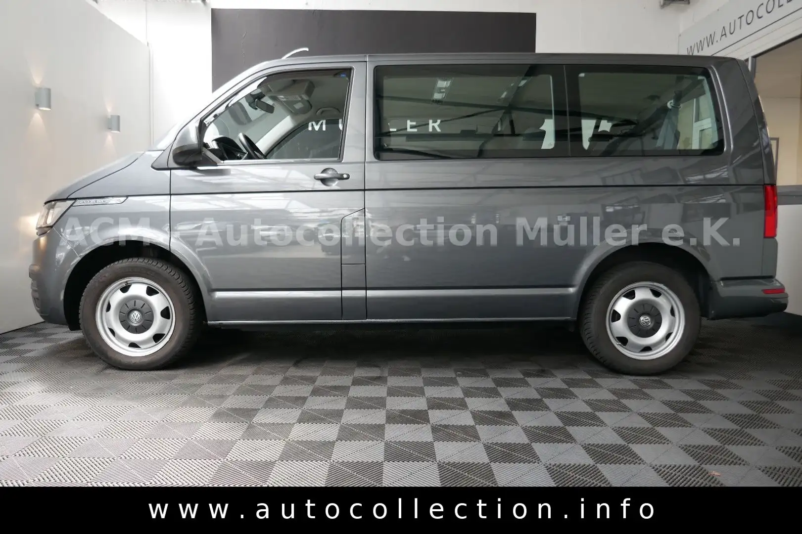 Volkswagen T6 Caravelle T6.1 Caravelle*1.Hand*8-Sitzer*AHK*Kamera*Tempo* Gri - 2