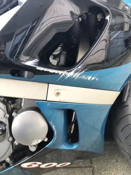 Kawasaki ZZR 600 - foto 5