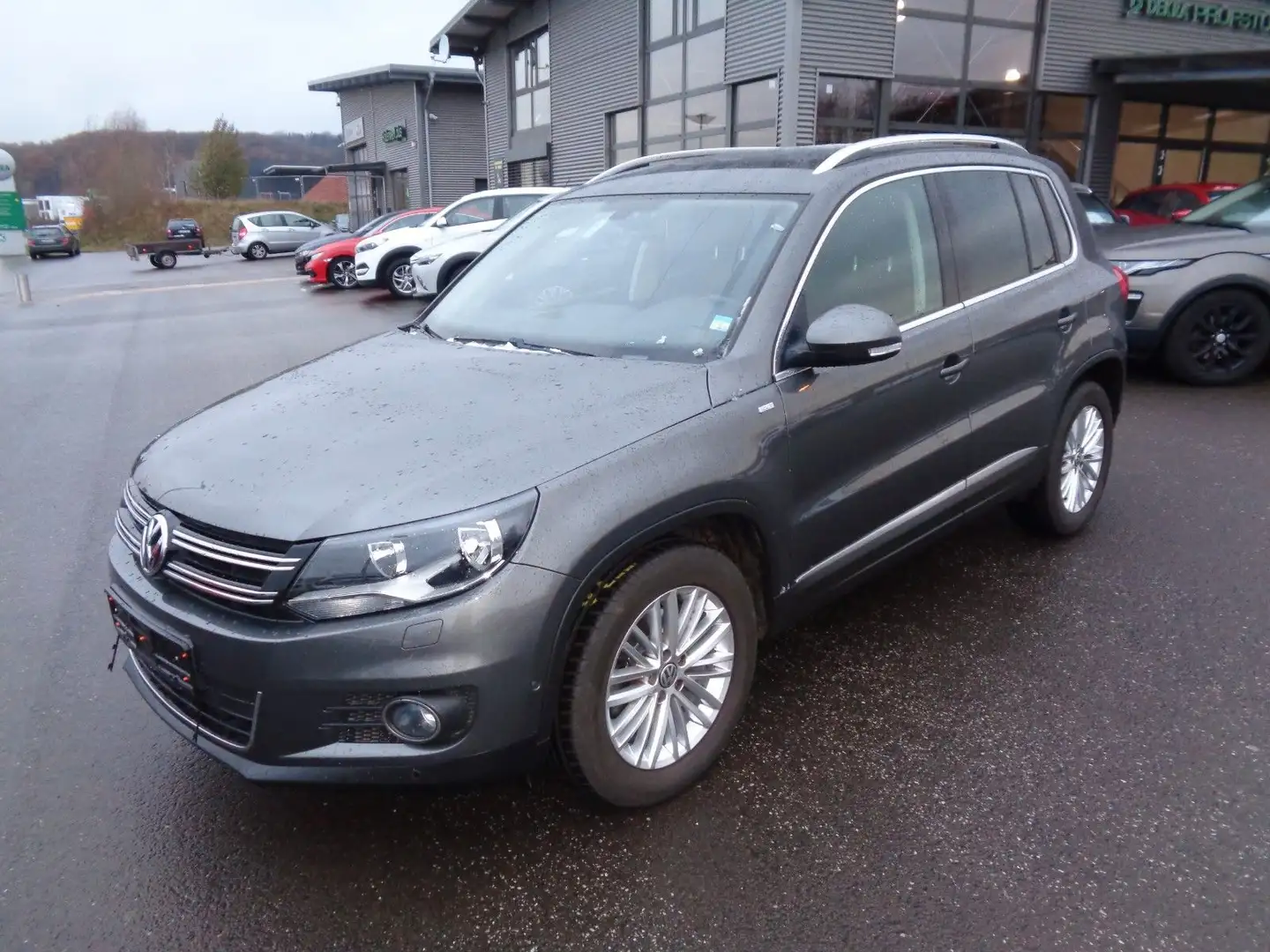 Volkswagen Tiguan Cup Sport & Style,Automatik,AHK. Grau - 1