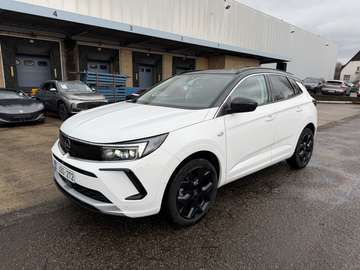 GRANDLAND 1.2 A/T ULTIMATE WINTERPAK/NAVI/KEYLESS