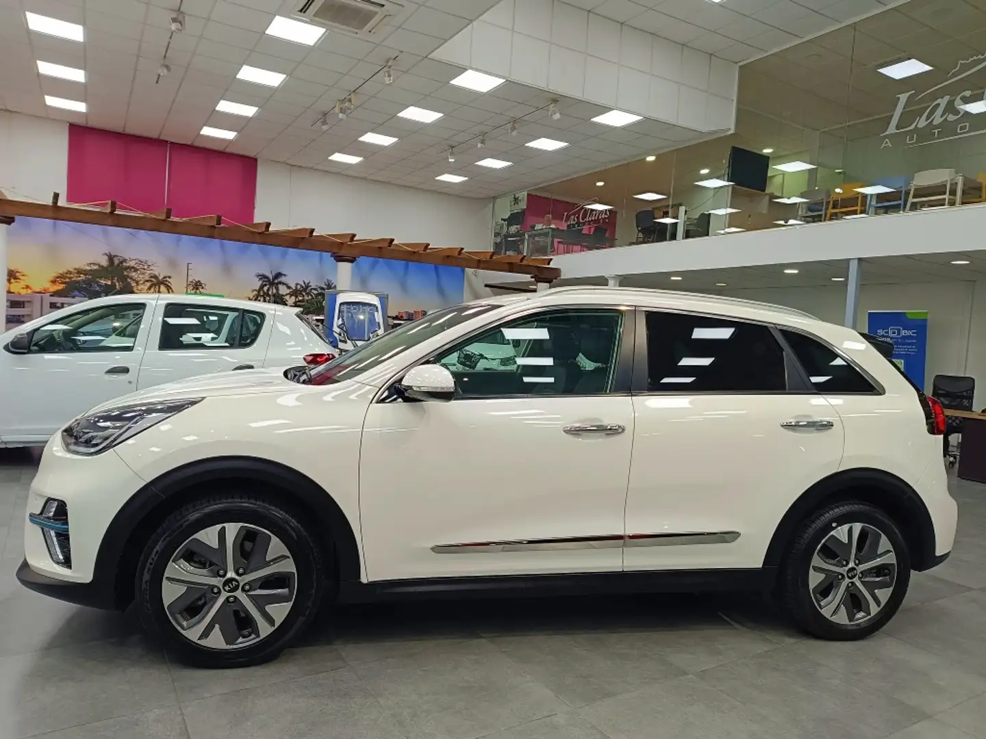 Kia e-Niro Emotion Long Range Blanco - 2