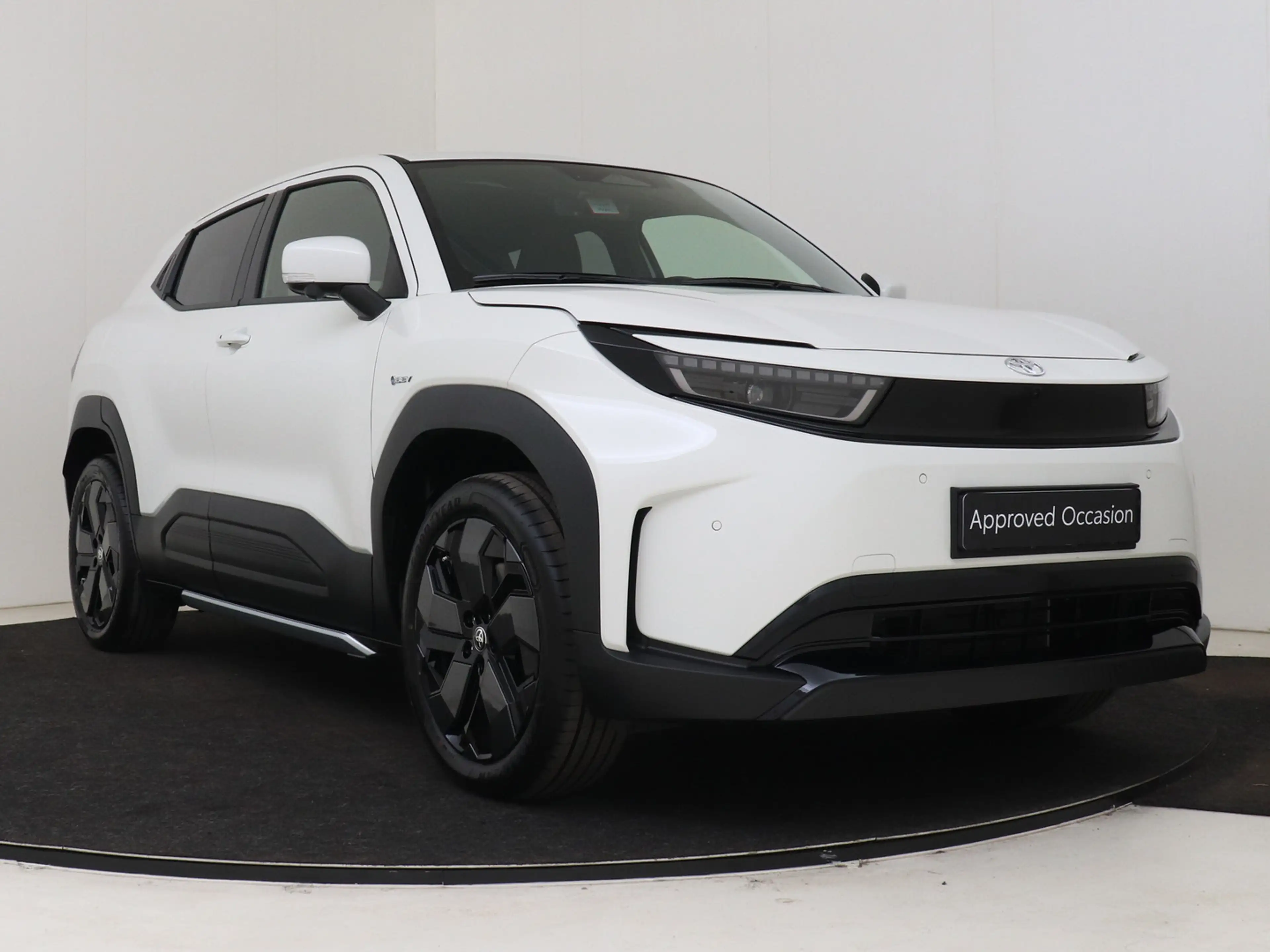 Toyota Urban Cruiser Executive 61 kWh — photo 15