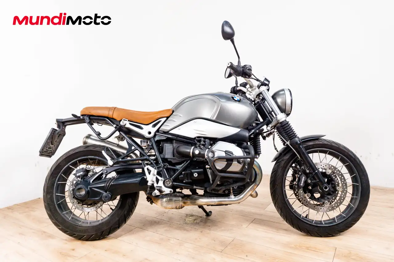 BMW R nineT