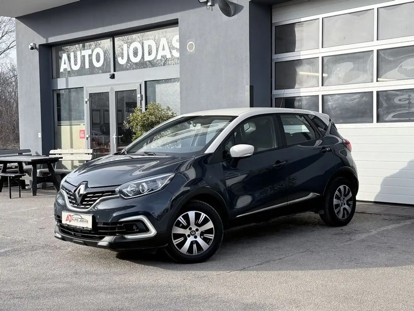 Renault Captur ENERGY dCi 90 Zen **Keyless/Navigation** Grau - 2