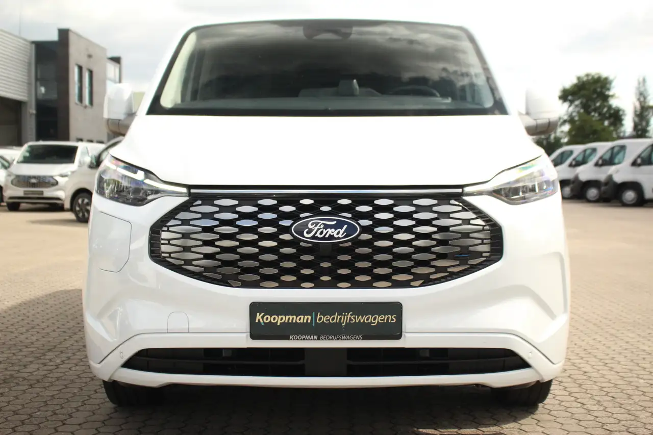 Ford Transit Custom 2026