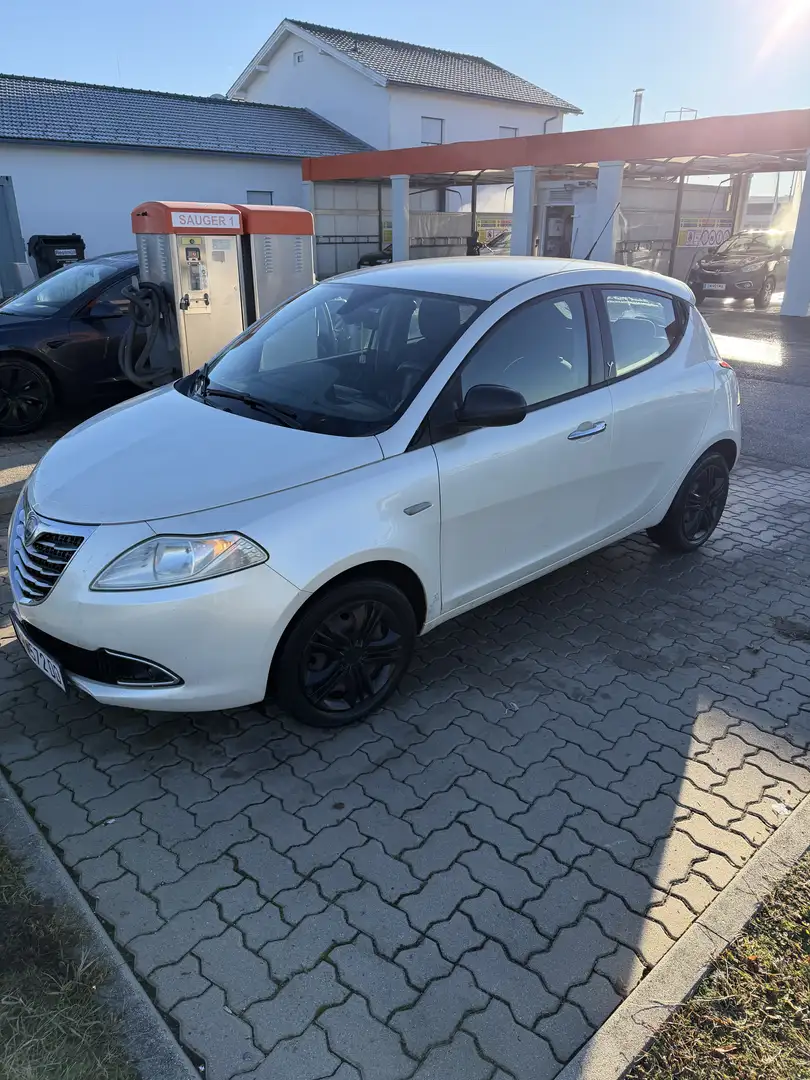 Lancia Ypsilon Ypsilon Platinum 1,2 8V Start - 1