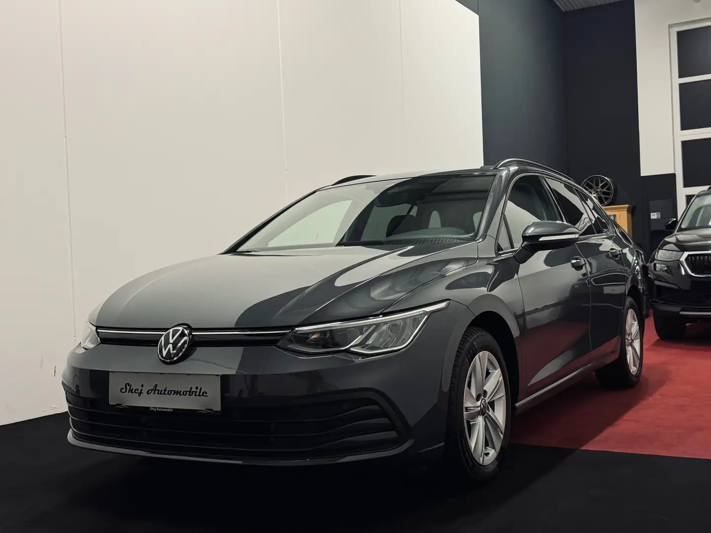 Volkswagen Golf Variant Life - 1