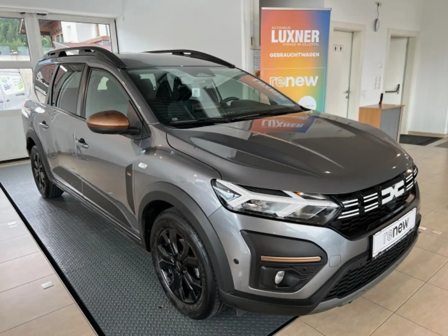 Dacia Jogger JoggerExtremeTCE110 Grau - 1