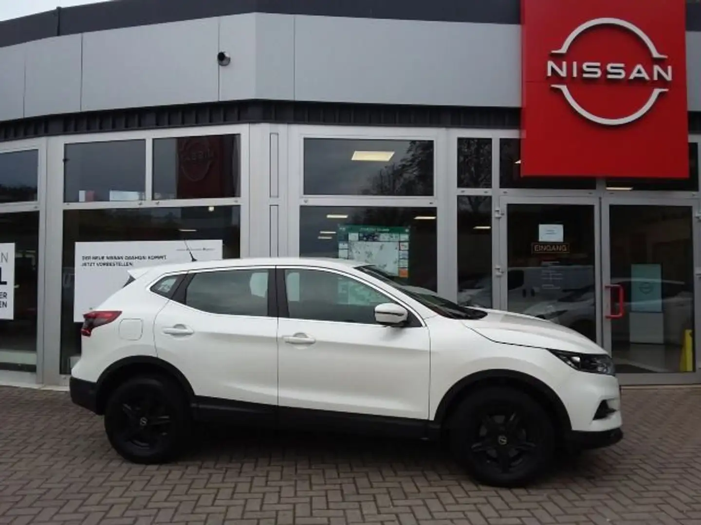 Nissan Qashqai 1.2 DIG-T Visia 4x2 Weiß - 2