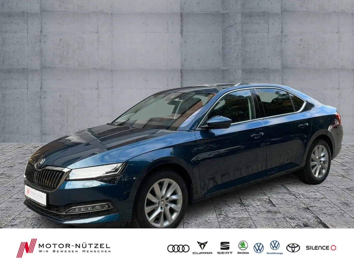 Skoda Superb 2.0 TDI 4x4 DSG STYLE MATRIX+AHK+STDHZG Blau - 1