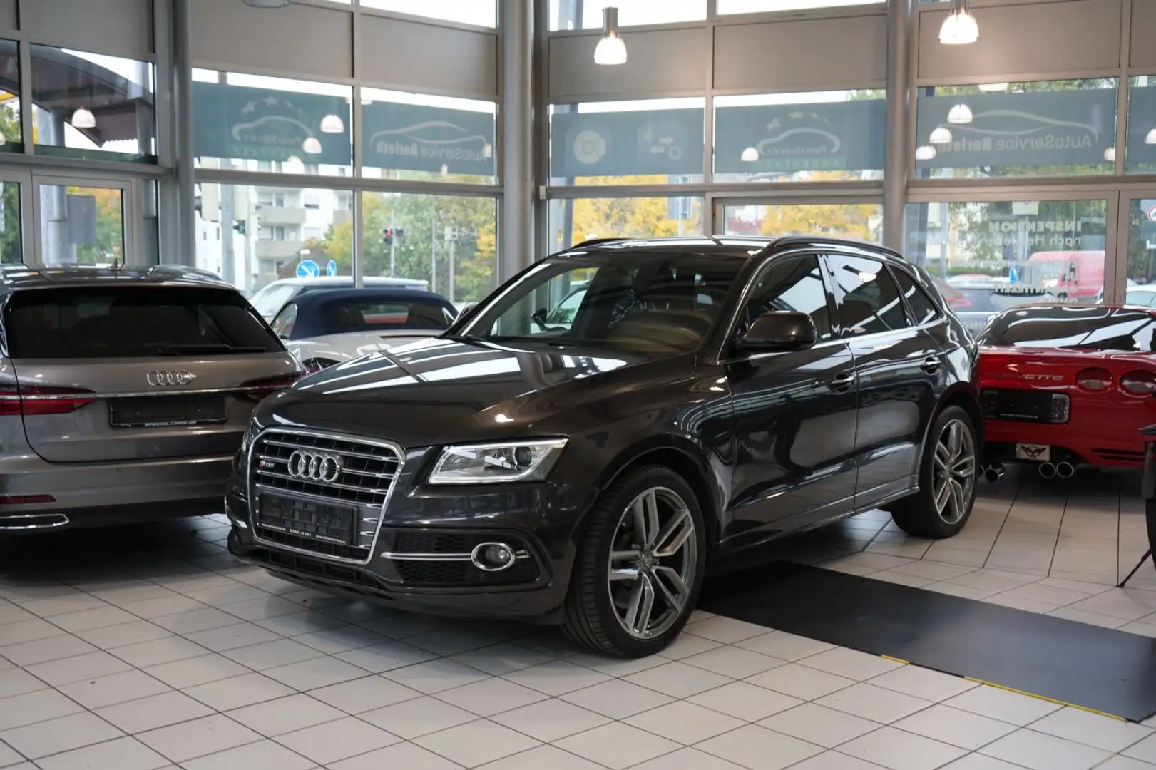 Audi SQ5 3.0 TDI quattro Grau - 2