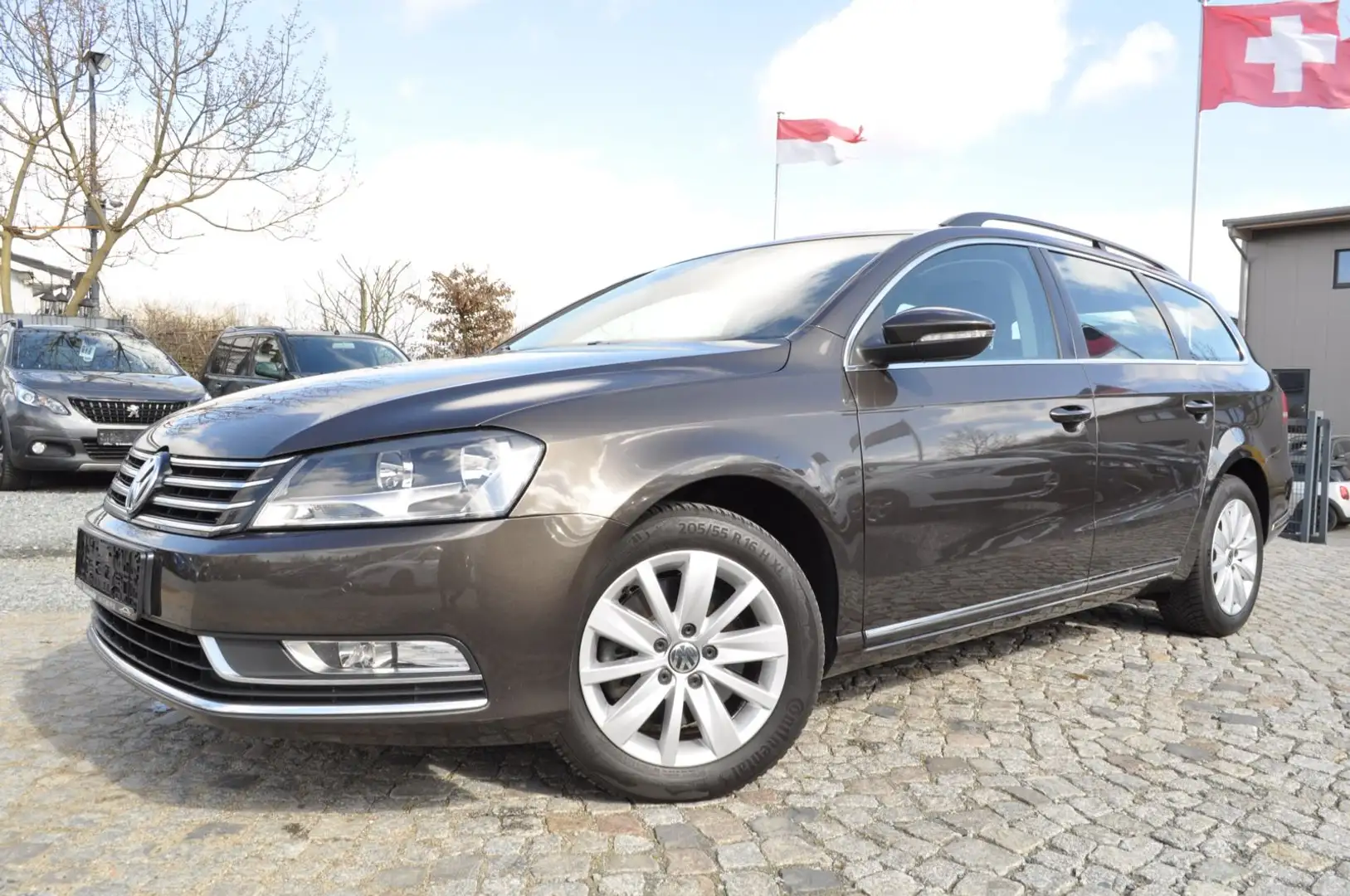 Volkswagen Passat Variant BlueMotion /NAVI/S-HEFT/TEMPOMAT Black - 1