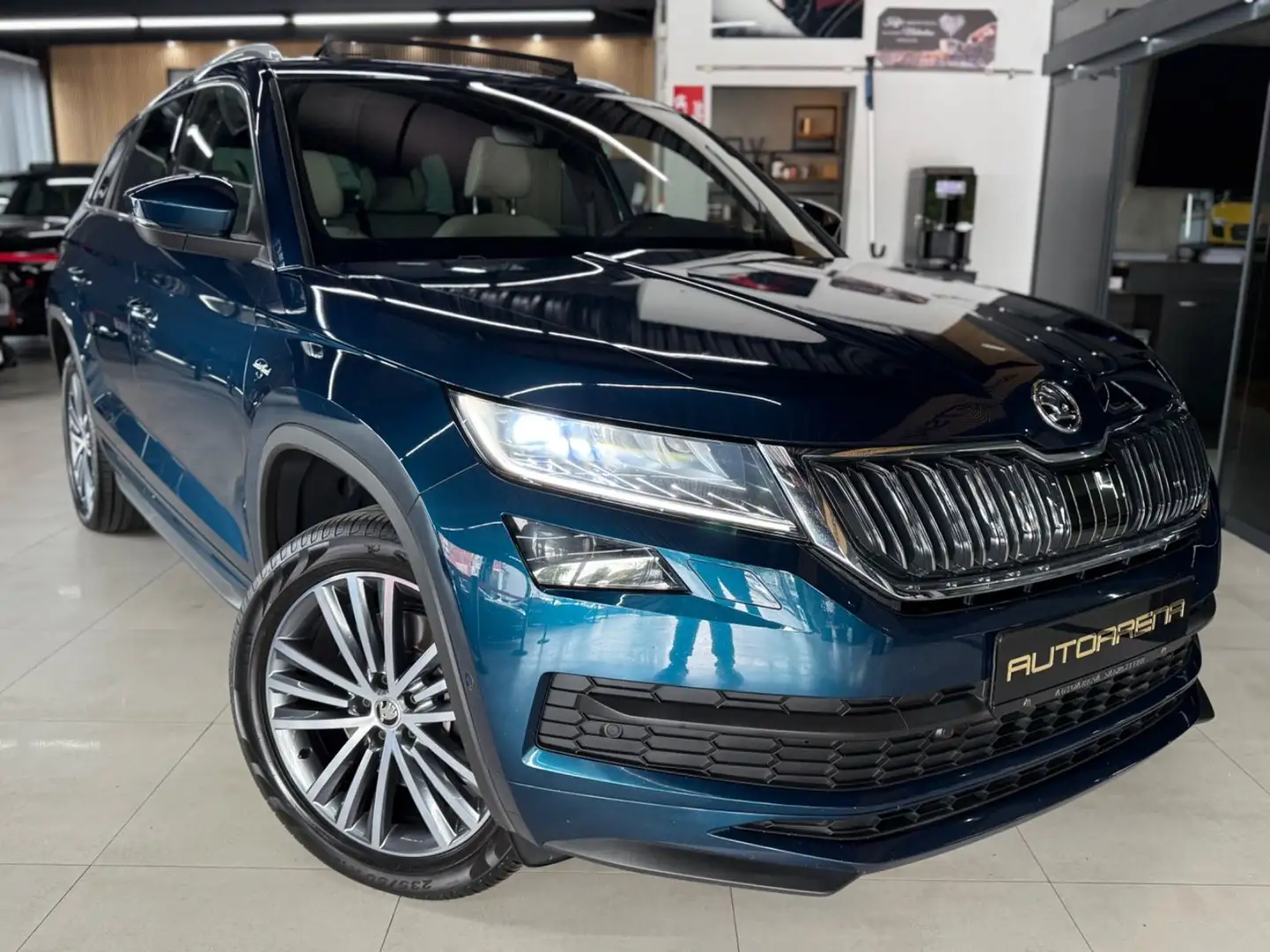 Skoda Kodiaq 2.0 TSI "Laurin&Klement" 4x4*DSG*PANO*AHK Bleu - 1