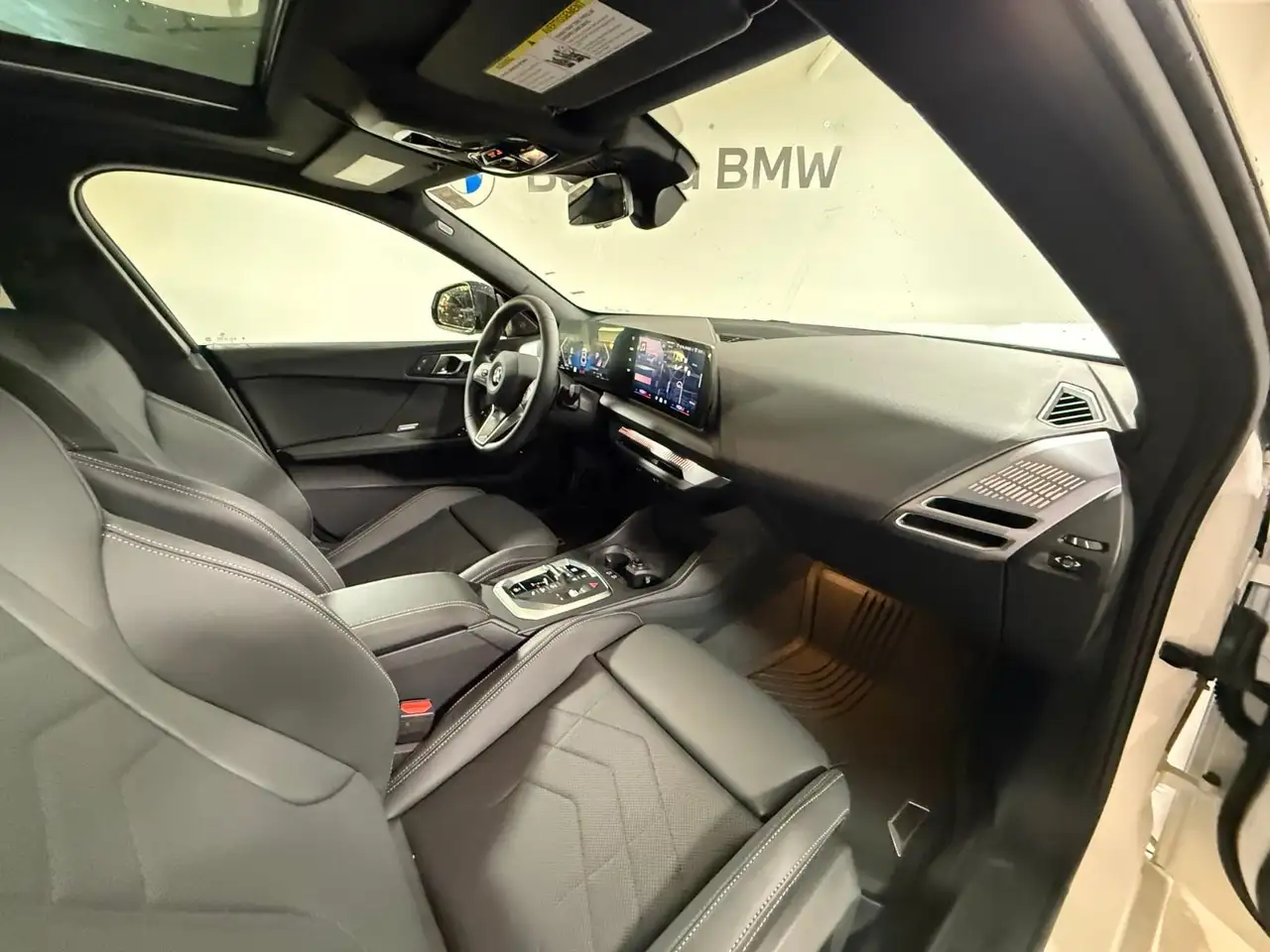 BMW 2 Series снимка BMW 2 Series