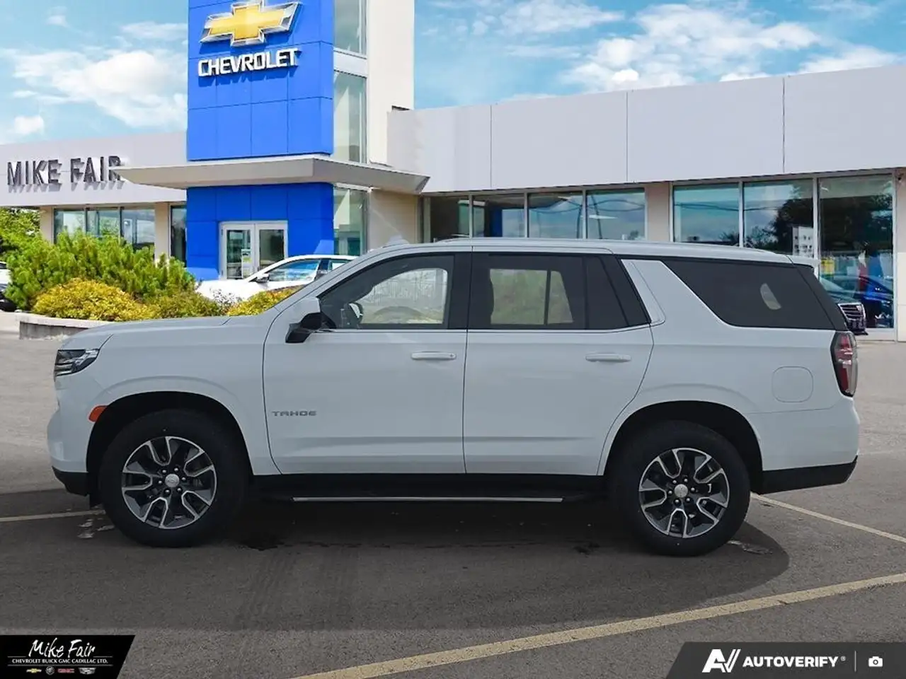 Chevrolet Tahoe снимка Chevrolet Tahoe