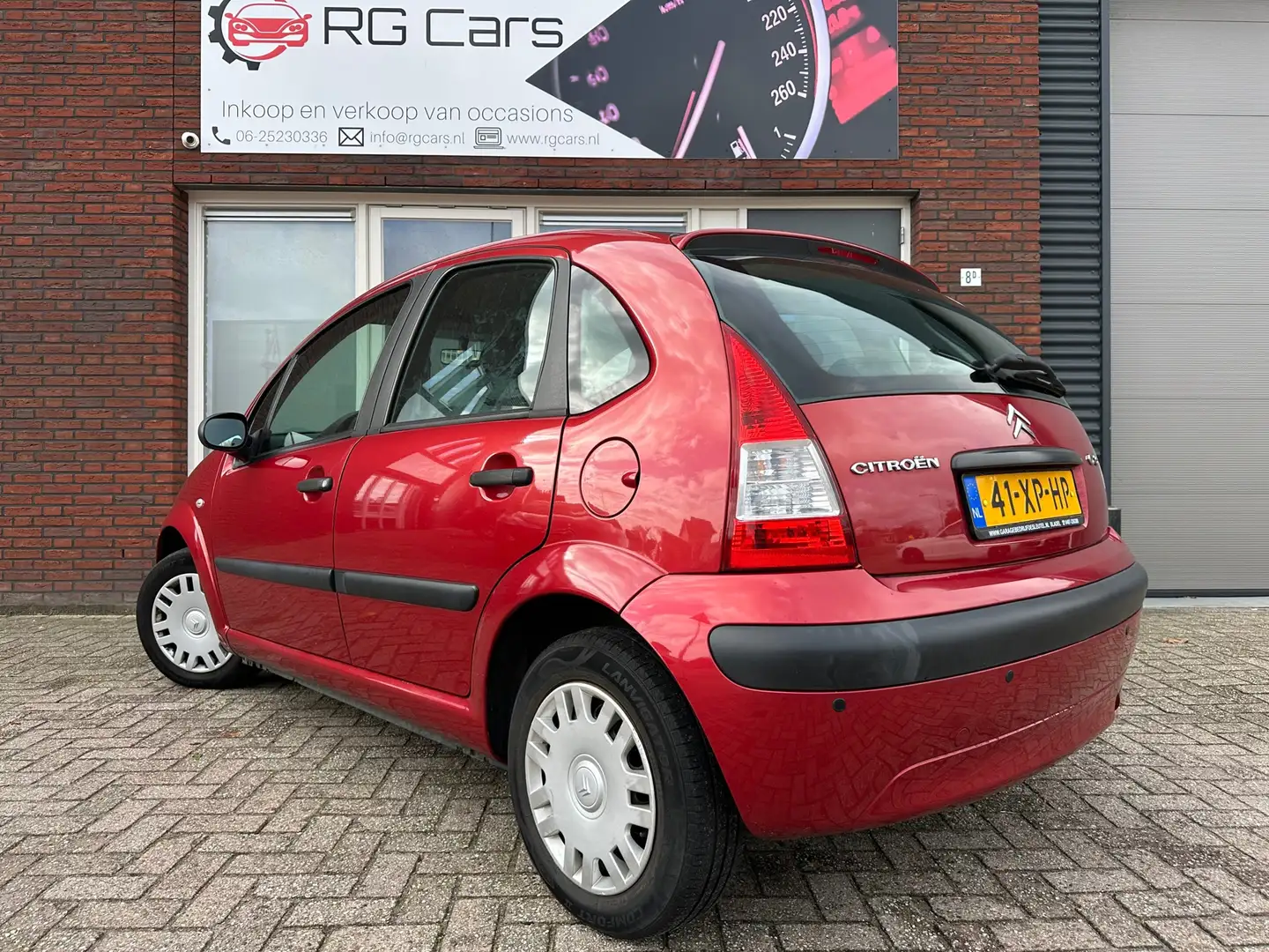 Citroen C3 1.4i Ligne Prestige / Airco / PDC / Cruise / 5DRS Rouge - 2