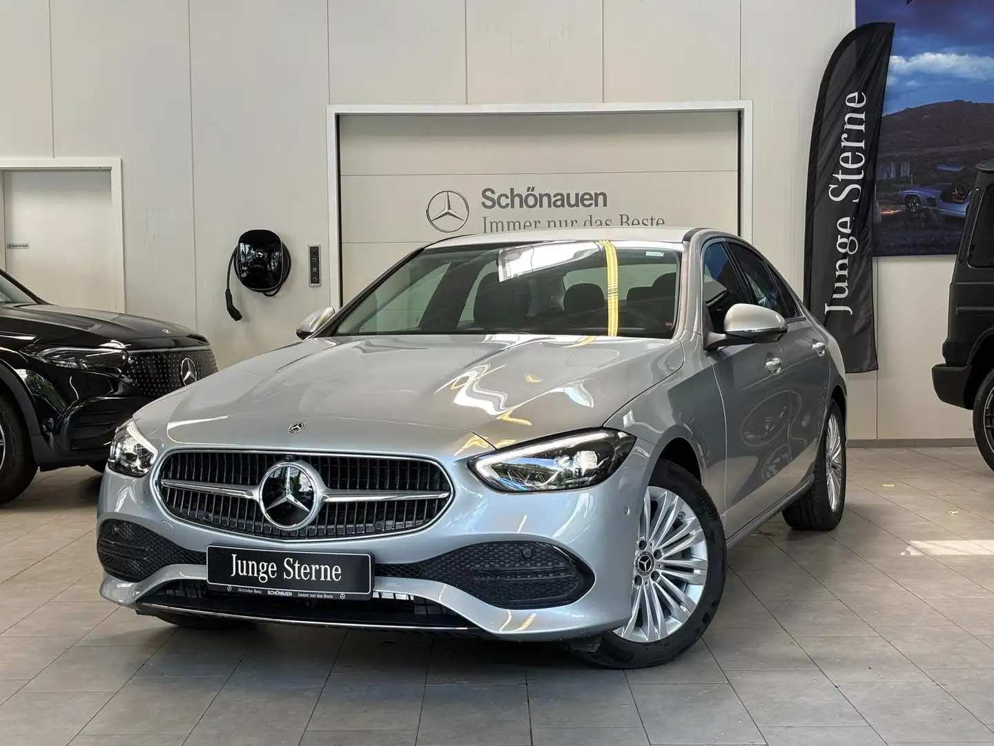 Mercedes-Benz C 180 AVATNGARDE ADV+DISTRONIC+360°+WINTERPAKET Silber - 1