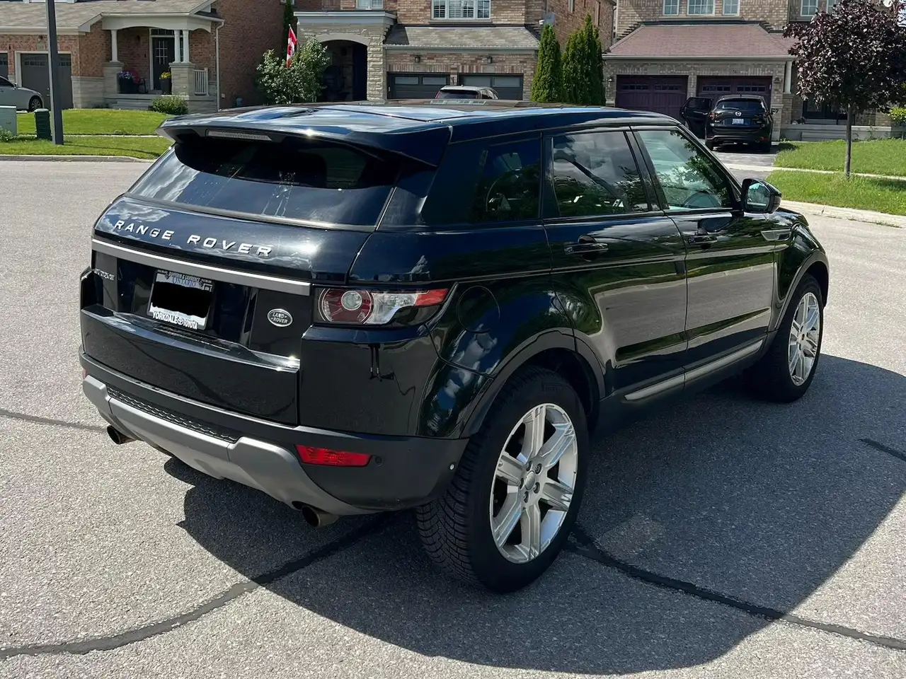 Land Rover Range Rover Evoque photo Land Rover Range Rover Evoque
