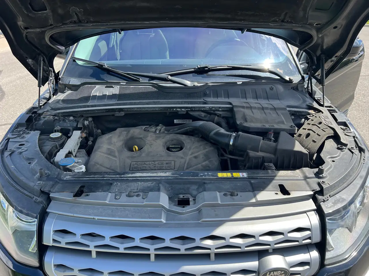 Land Rover Range Rover Evoque photo Land Rover Range Rover Evoque