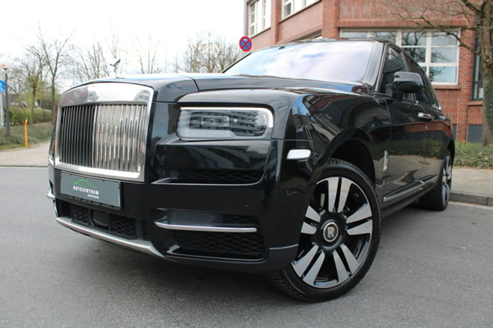 Rolls-Royce Cullinan Bespoke/Massage/Theatre/Service neu Negro - 1