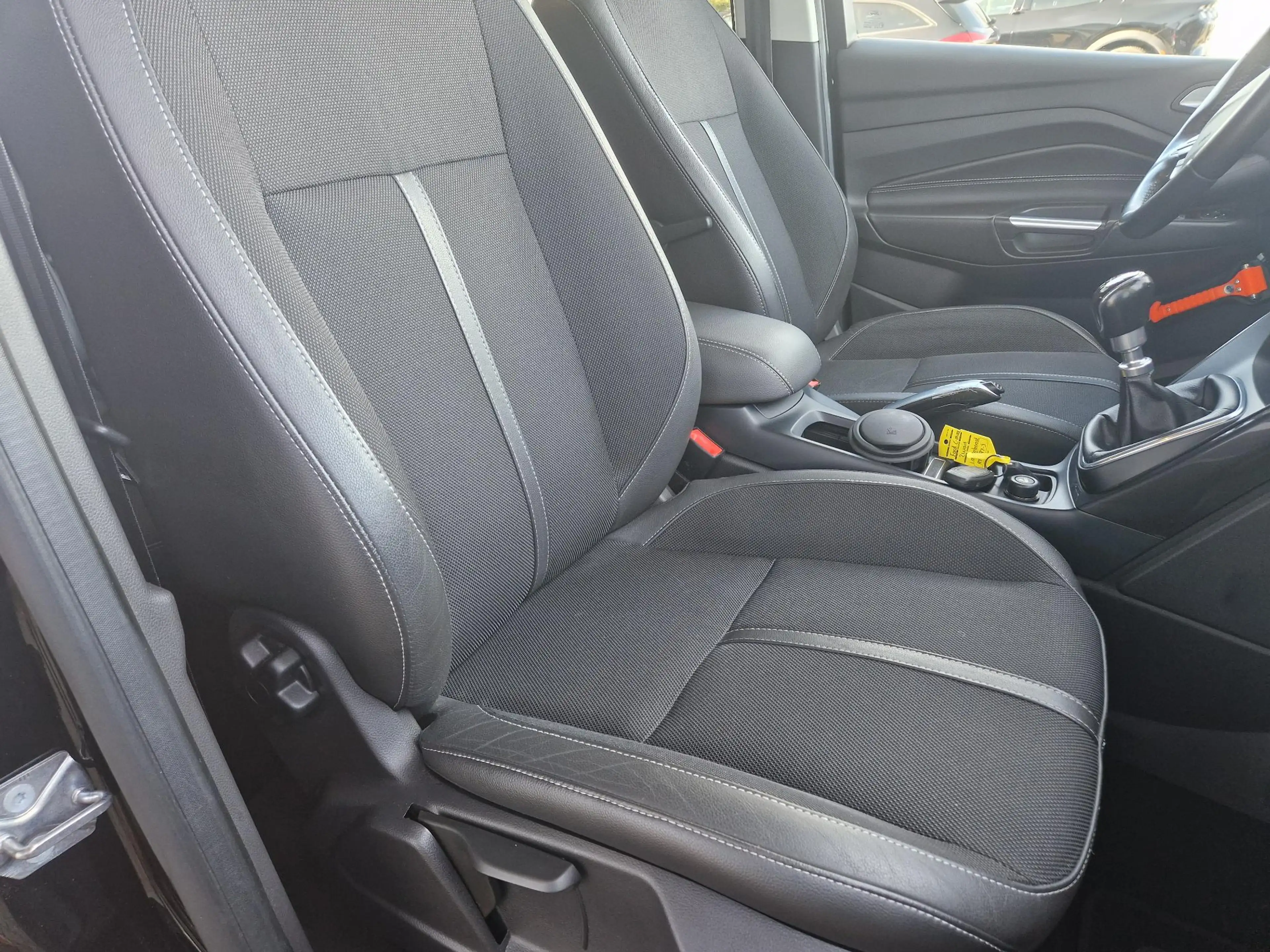 Ford C-Max 1.0 Titanium Camera | Trekhaak | Winterpack, stoel — photo 7