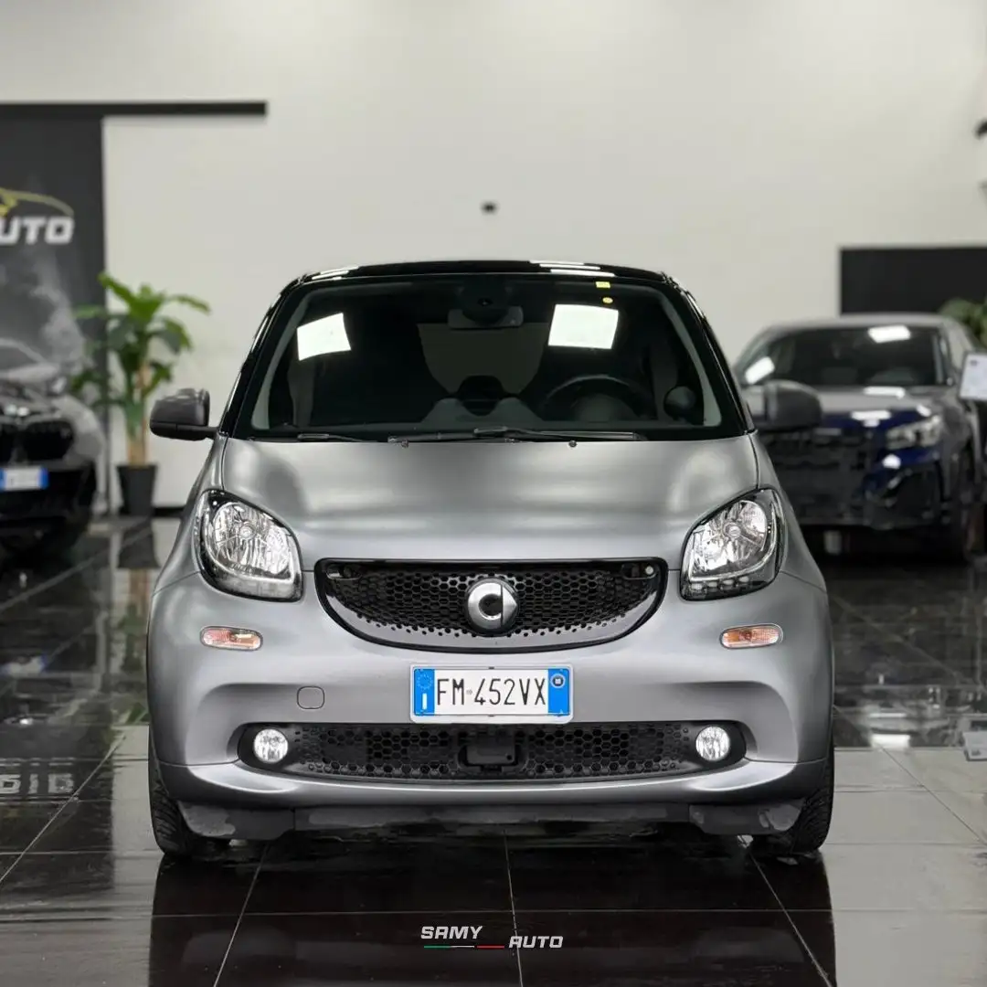 smart forTwo 0.9 t Passion 90cv twinamic my18 Grigio - 1