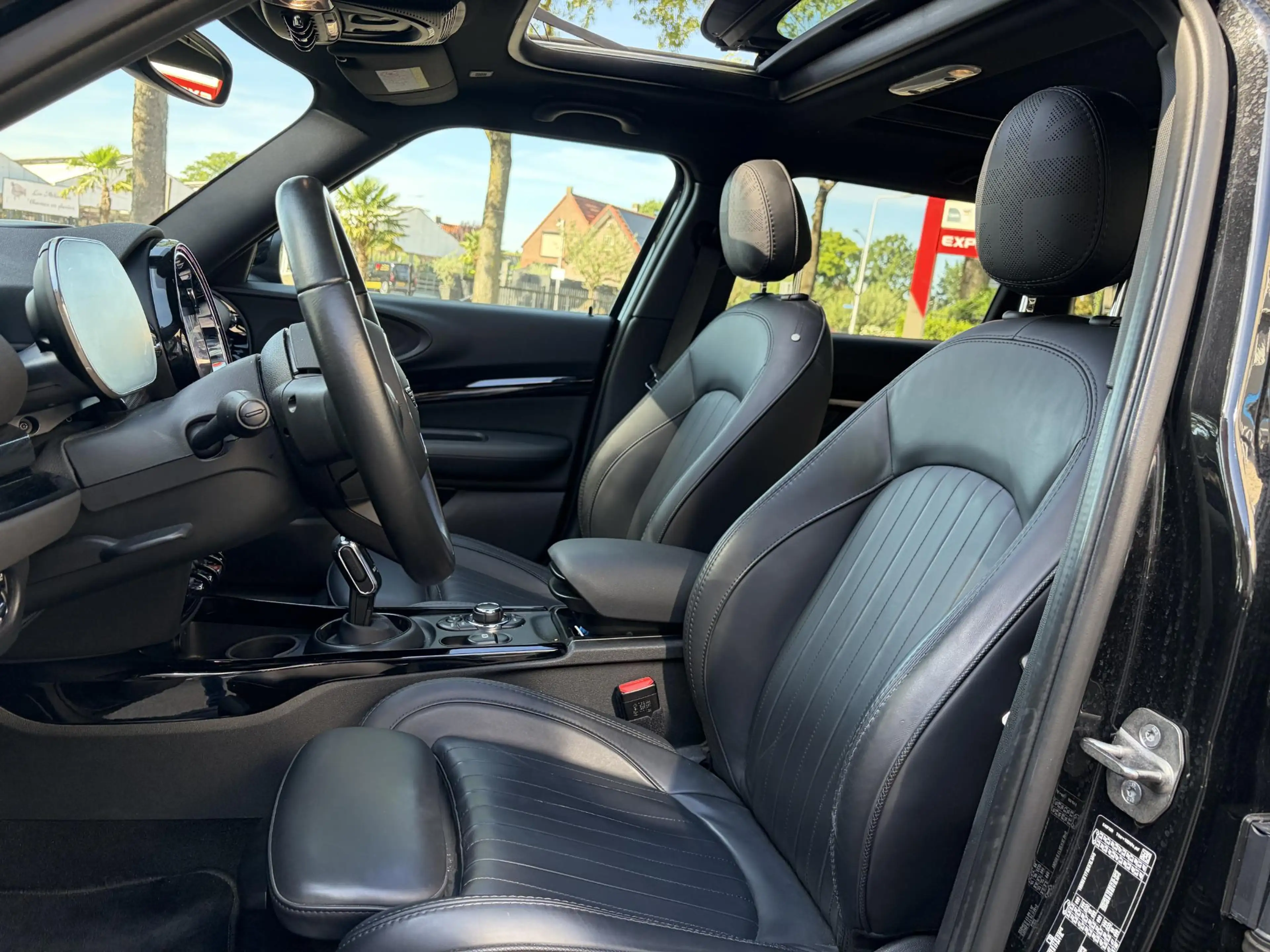 MINI Cooper Clubman 1.5 Classic Pano Leder Elc Stoelen Camera C — photo 12