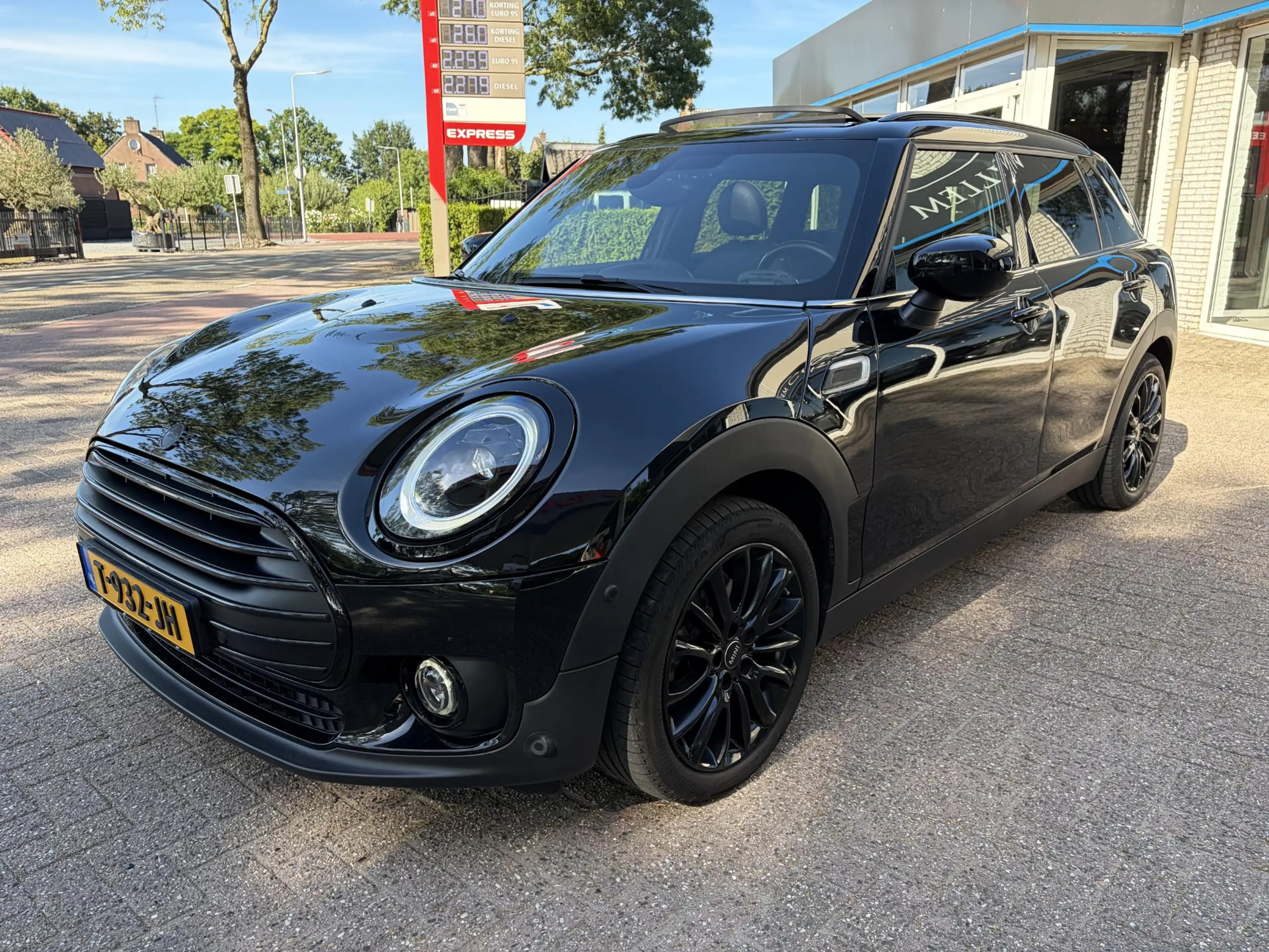 MINI Cooper Clubman 1.5 Classic Pano Leder Elc Stoelen Camera C — photo 10