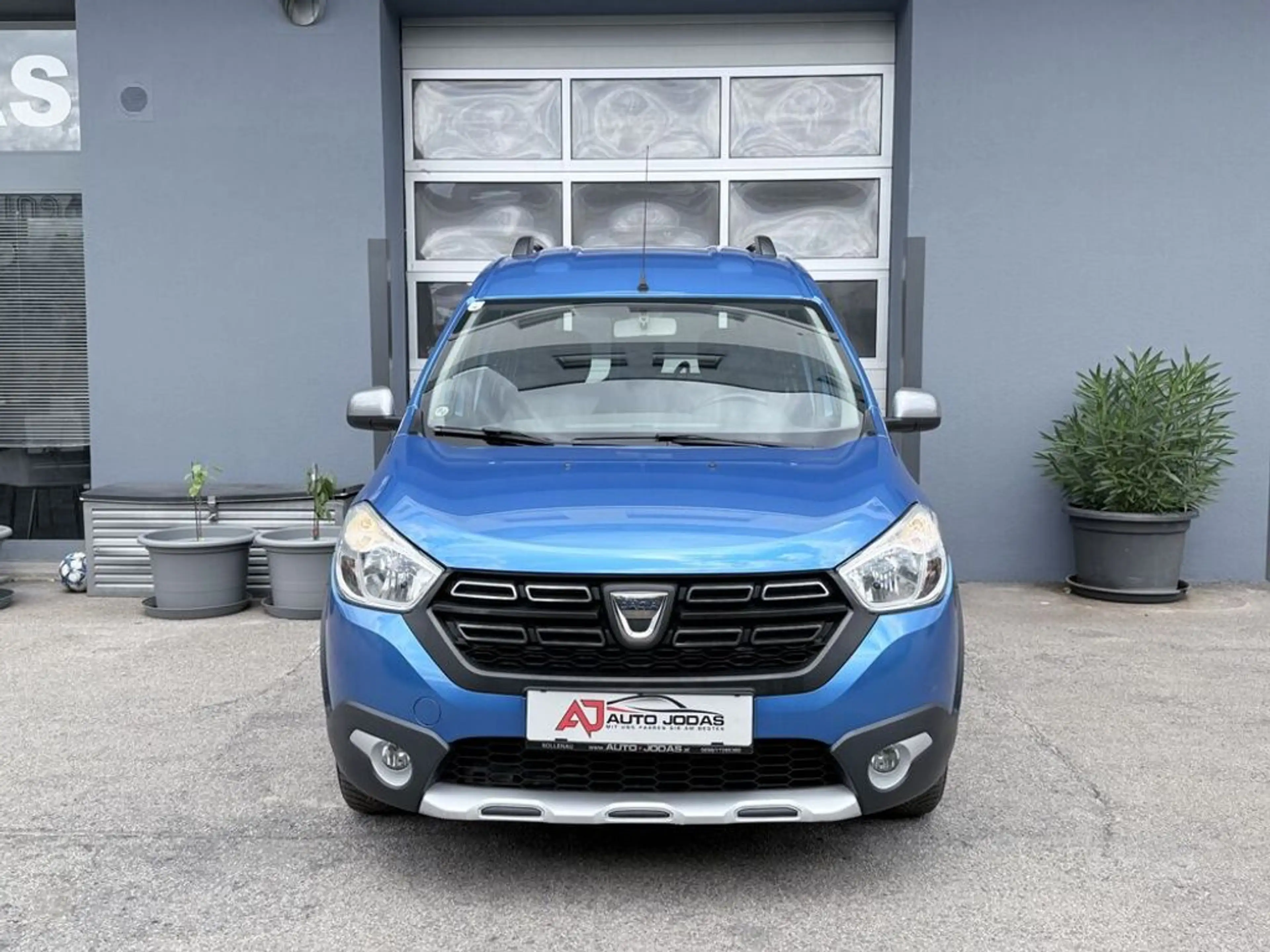 Dacia Dokker Stepway TCe 130 **Kamera/Navigation** — photo 3