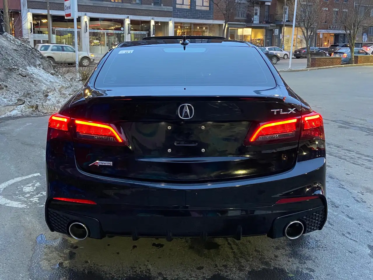 Acura TLX снимка Acura TLX