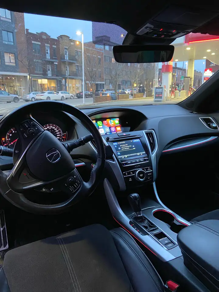 Acura TLX снимка Acura TLX