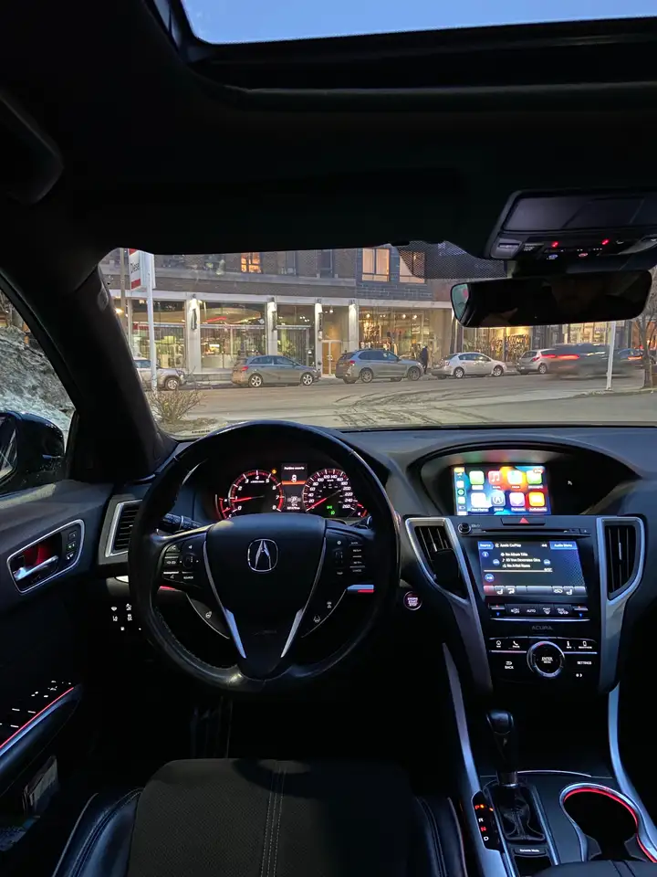 Acura TLX снимка Acura TLX