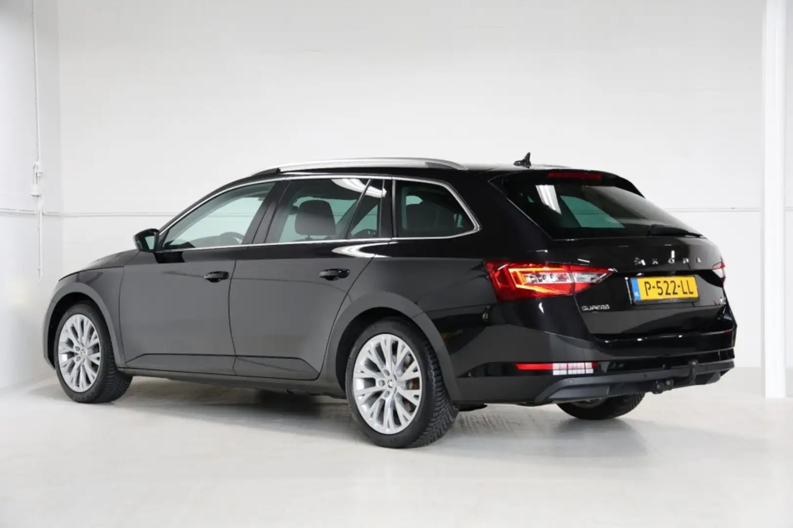 Skoda Superb Combi 1.4TSI iV 218PK Business Ed. Plus NAP|Trekha Noir - 2