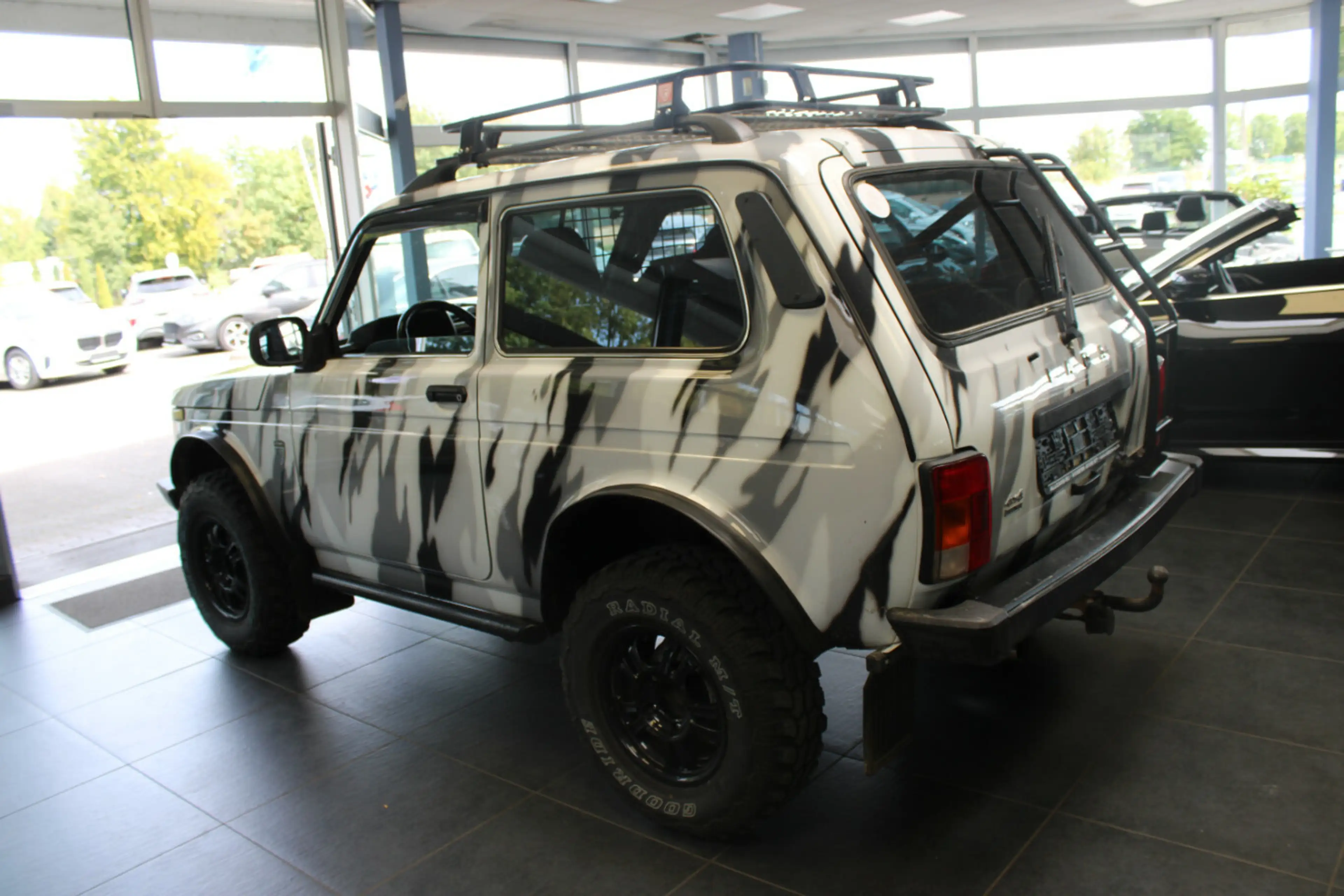 Lada Urban 4x4 Bronto - AHK - Klima - — photo 4
