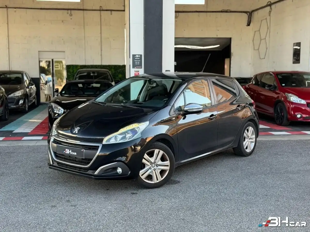 Peugeot 208 PHASE 2 1.2L 82cv STYLE / SUIVI COMPLET 