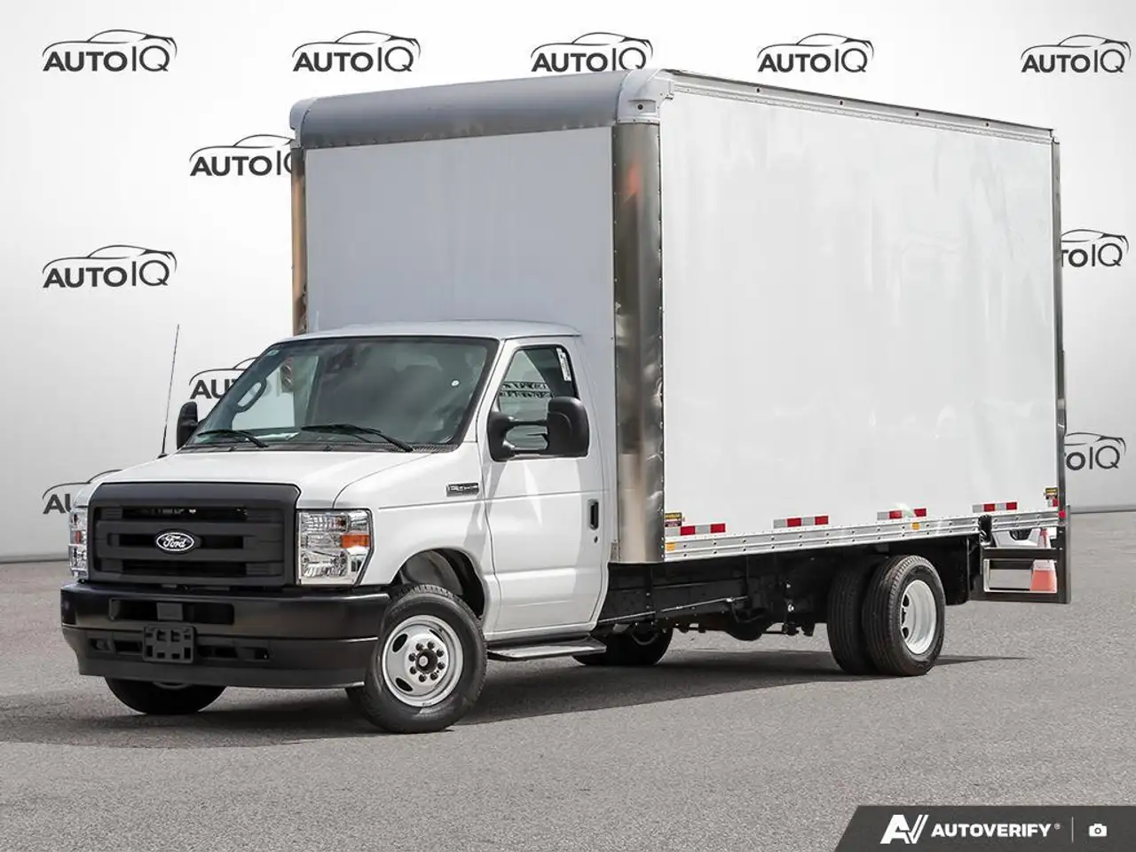 2027 Ford E-450