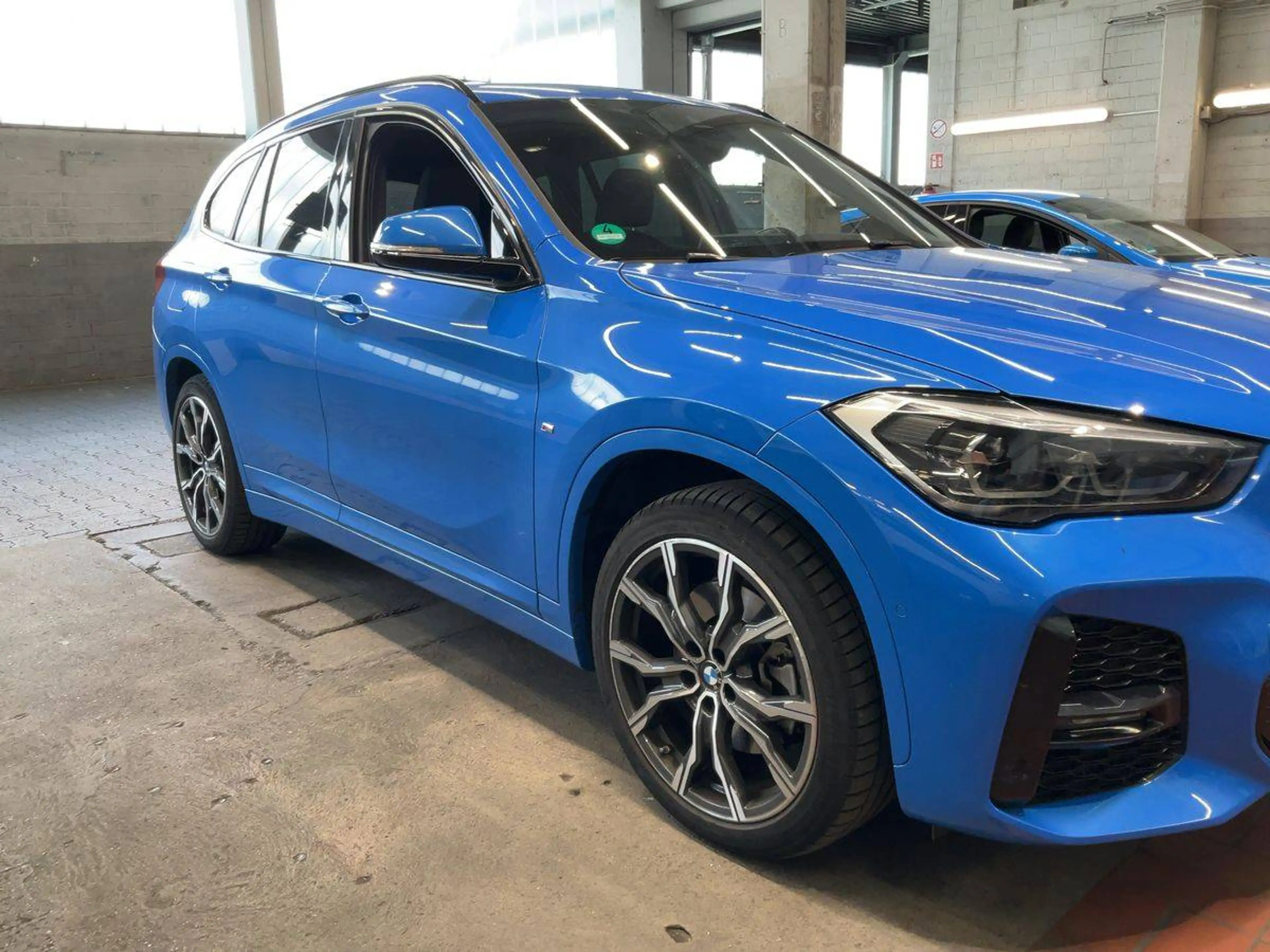 BMW X1 xDrive 25 e M Sport — photo 4
