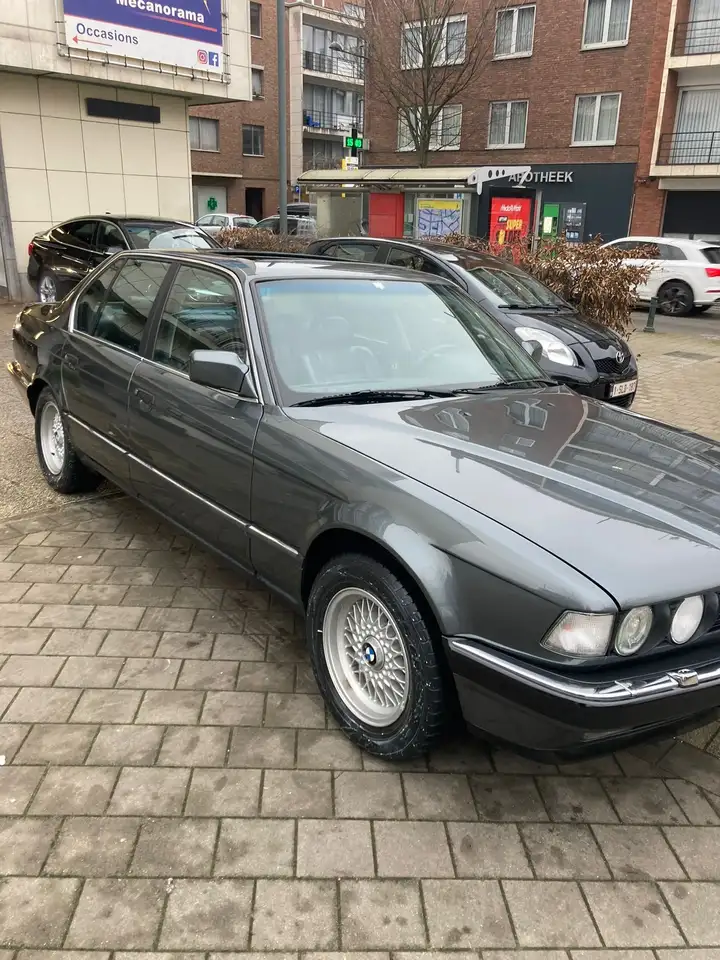 BMW 735i, foto 9