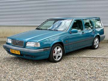 2.5-20V Luxury-Line automaat Estate [ Trekhaak, le