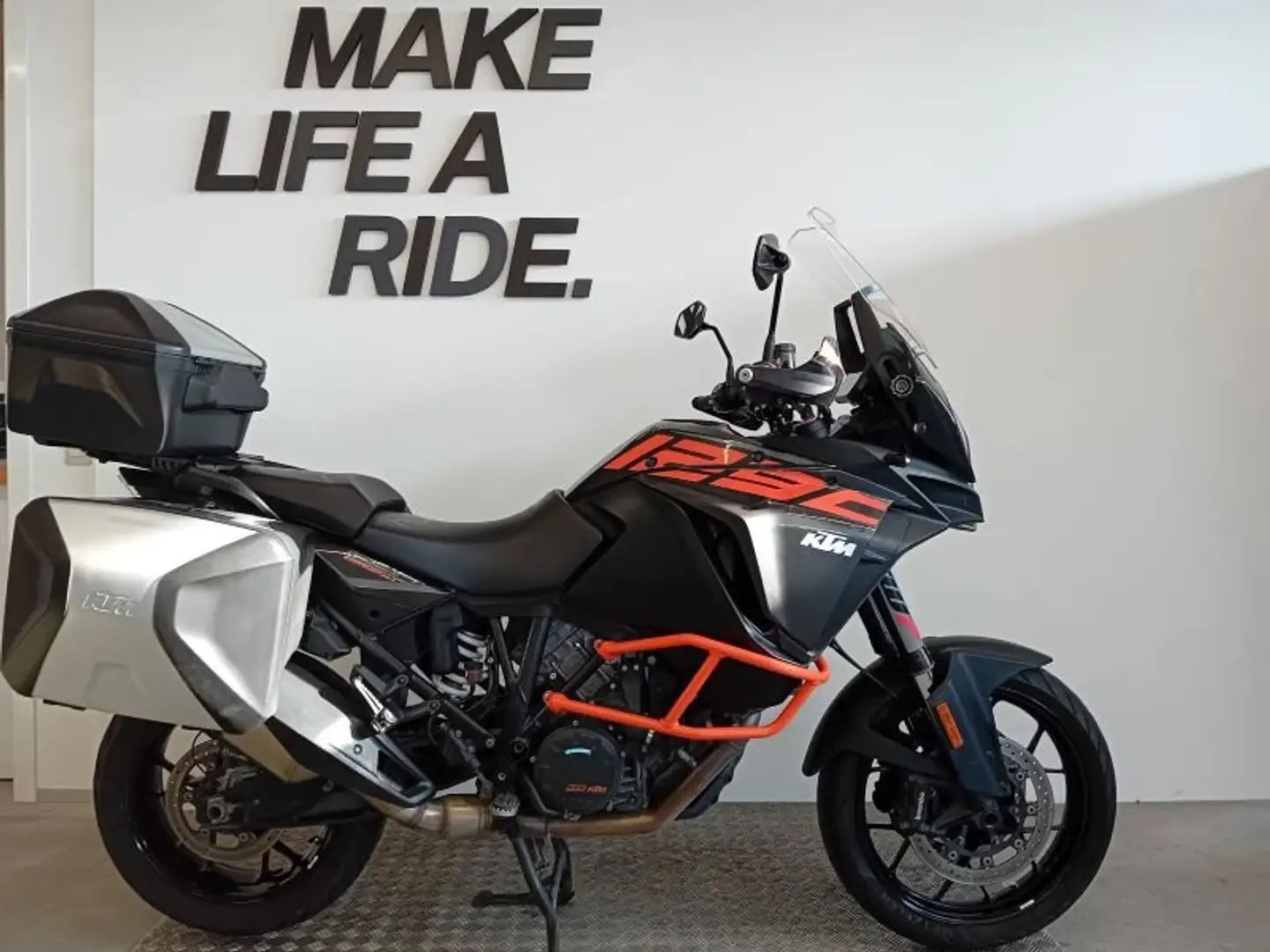KTM 1290 Super Adventure S Nero - 1