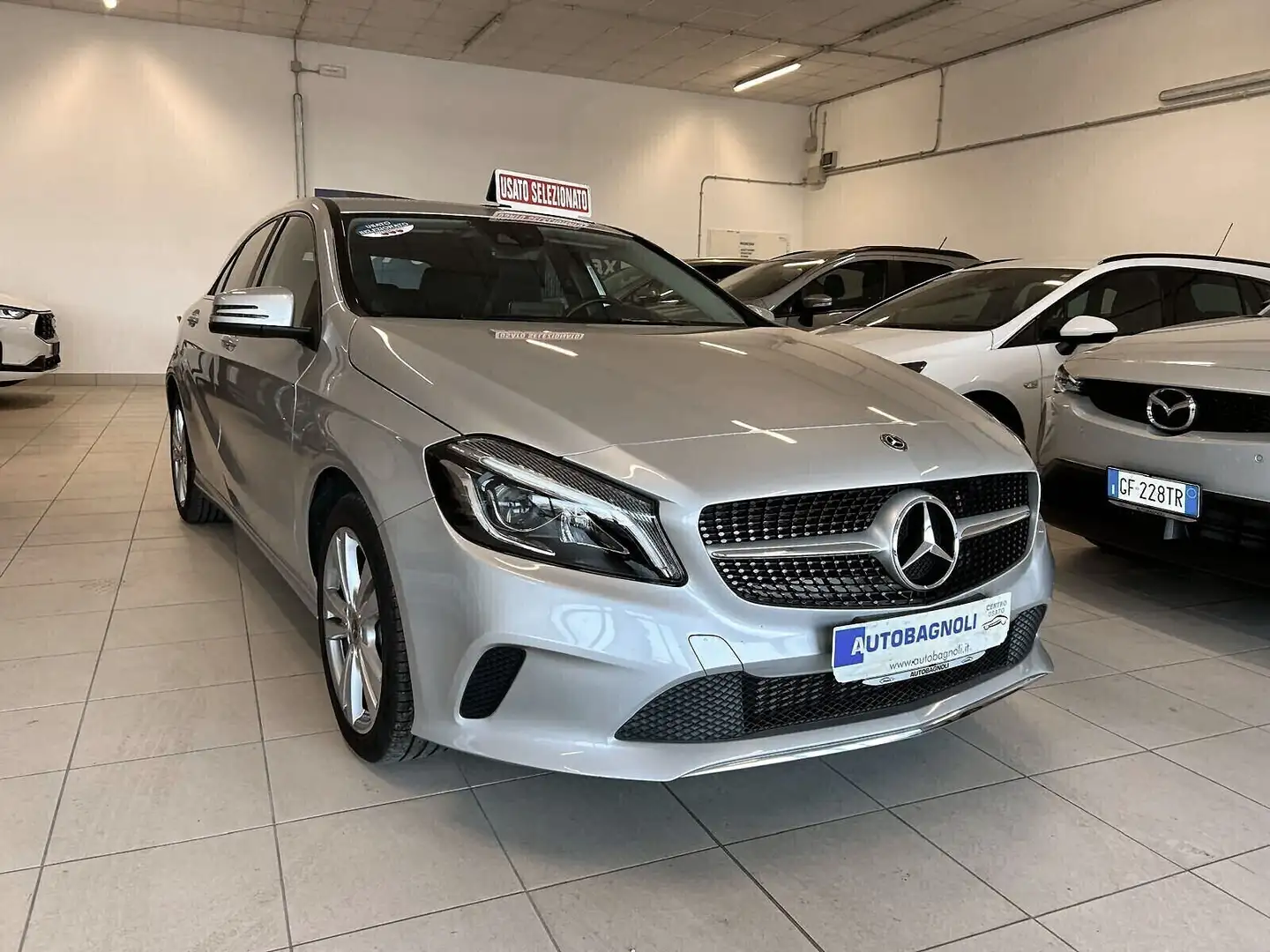 Mercedes-Benz A 180 d SPORT Automatic 82000 KM Nero - 2