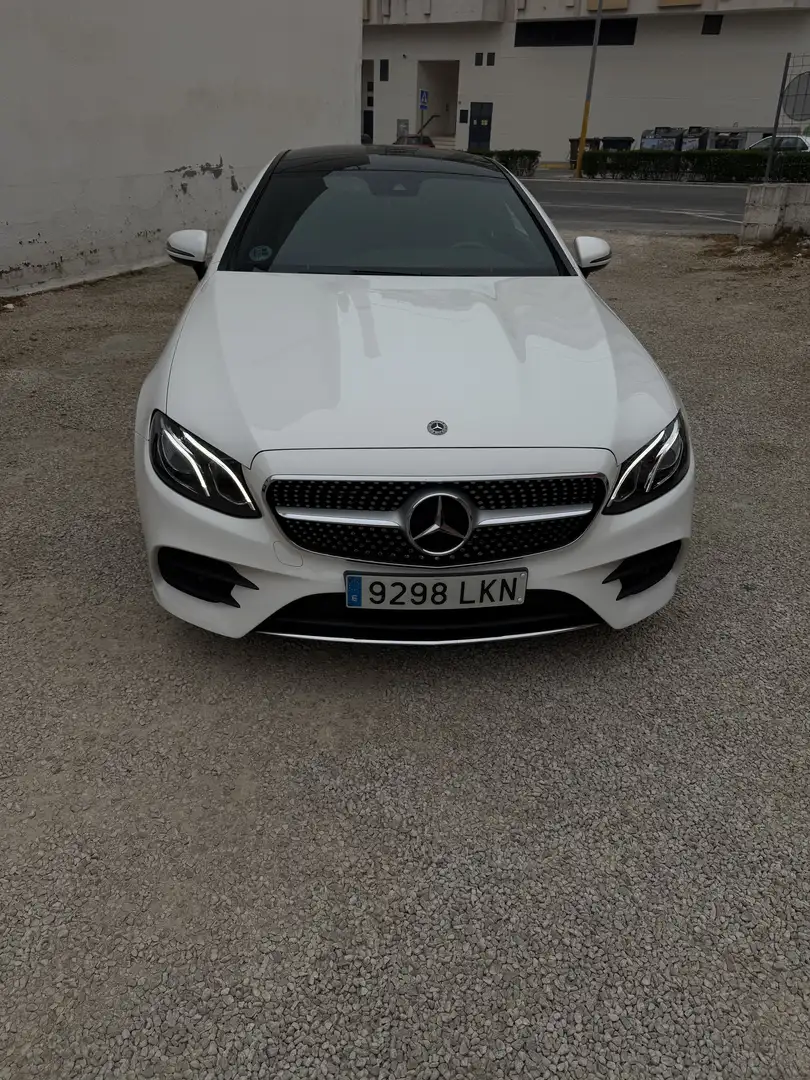 Mercedes-Benz E 220 Coupé 220d 4Matic 9G-Tronic - 2