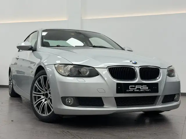 BMW 320 320i