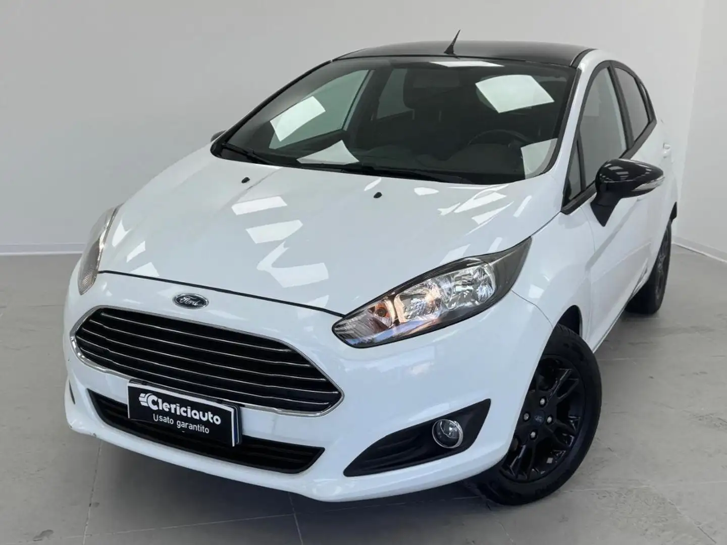 Ford Fiesta 1.0 80CV 5 porte Black & White Edition Blanc - 1