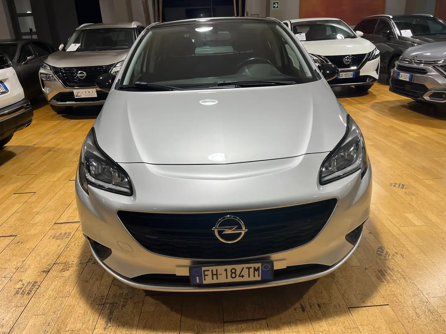 Opel Corsa Corsa V 5p 1.2 b-Color Zilver - 1