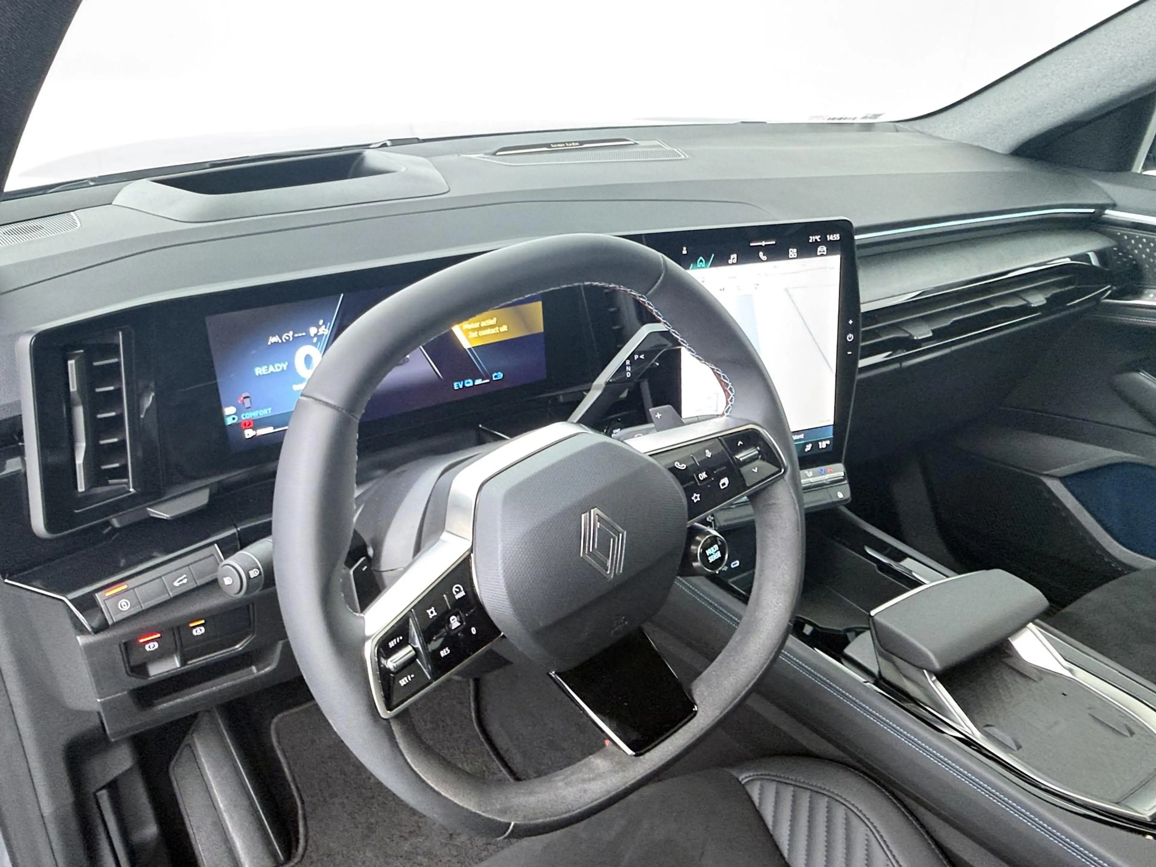 Renault Rafale esprit Alpine E-Tech full hybrid 200 | Panoramadak — photo 9