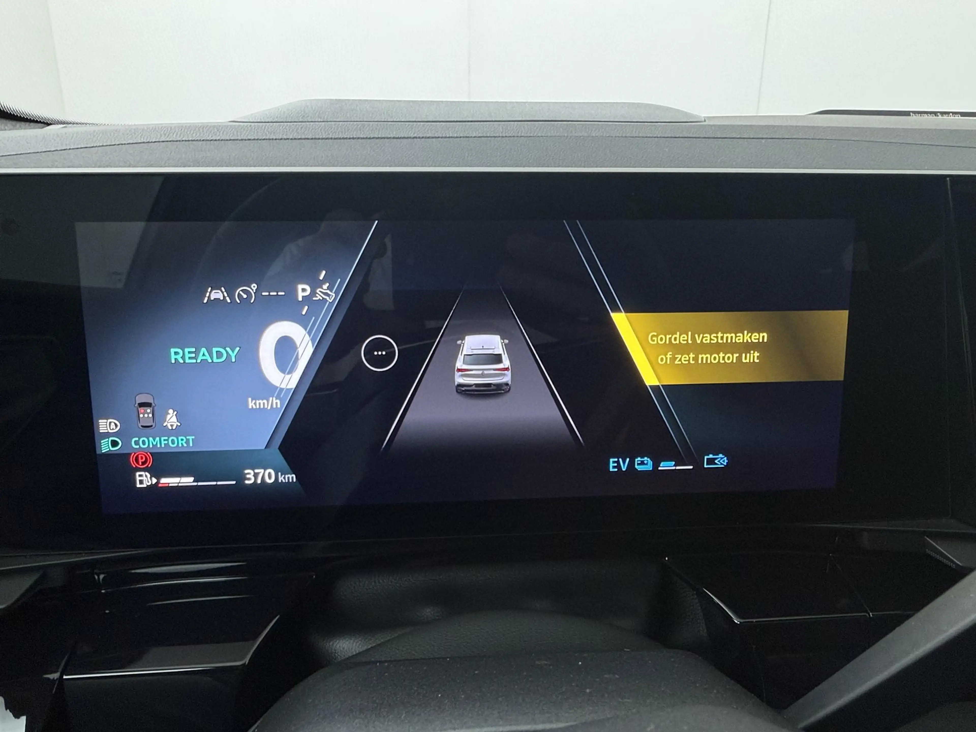 Renault Rafale esprit Alpine E-Tech full hybrid 200 | Panoramadak — photo 10