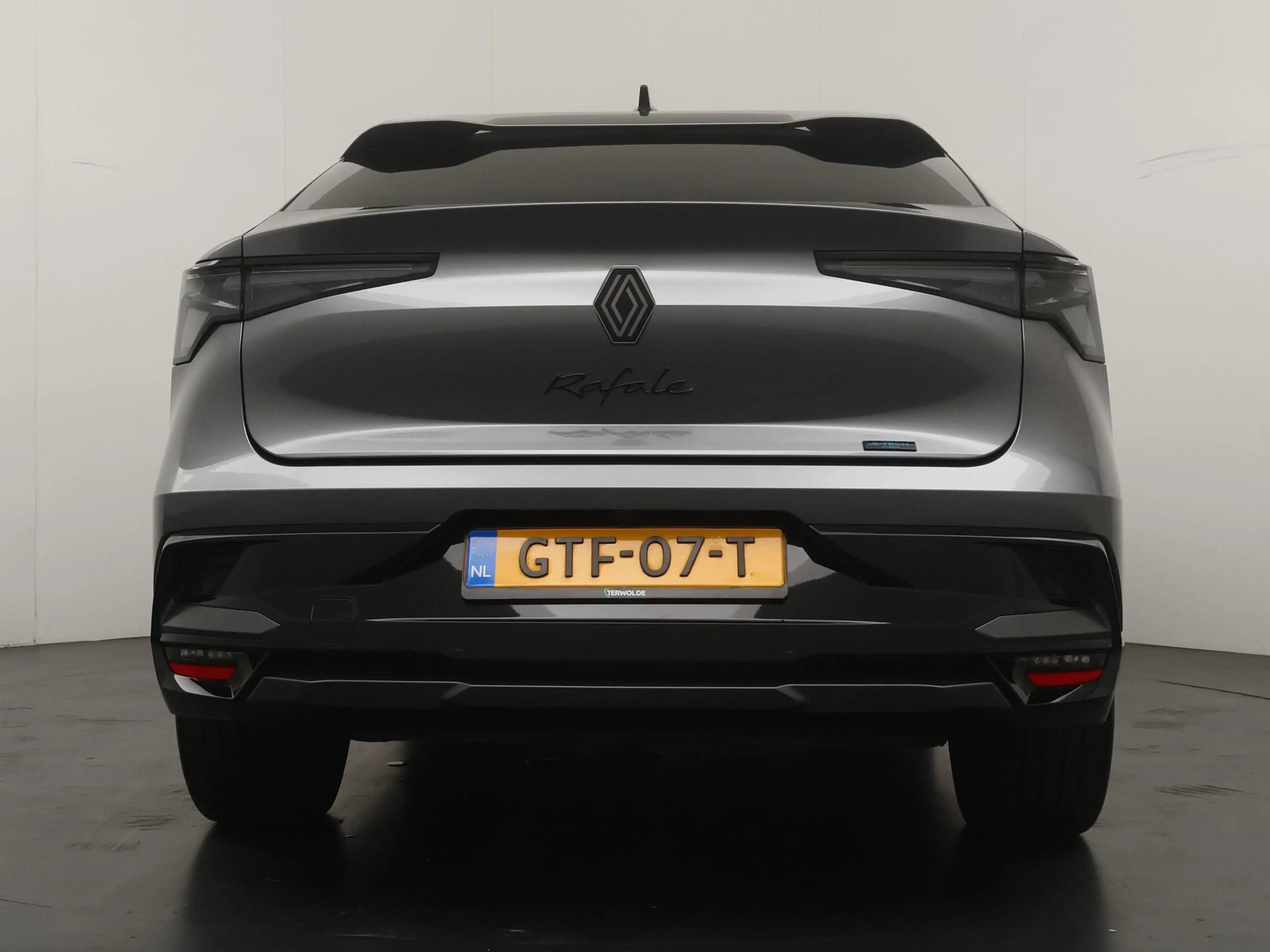 Renault Rafale esprit Alpine E-Tech full hybrid 200 | Panoramadak — photo 4